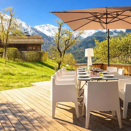 Chalet In Authentic Farm Manigod